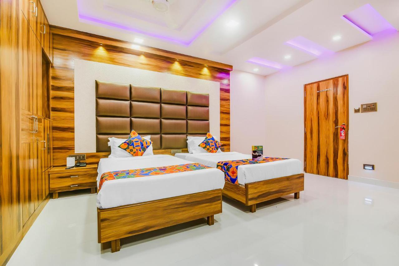 Hotel Fabhotel Orion Crystal Park Circus 3*